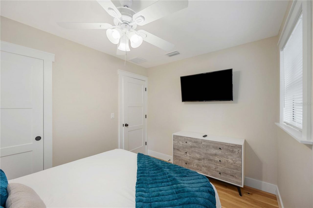 2205 Floyd Street , Sarasota, FL 34239 Photo