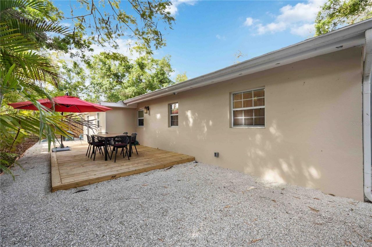 2205 Floyd Street , Sarasota, FL 34239 Photo