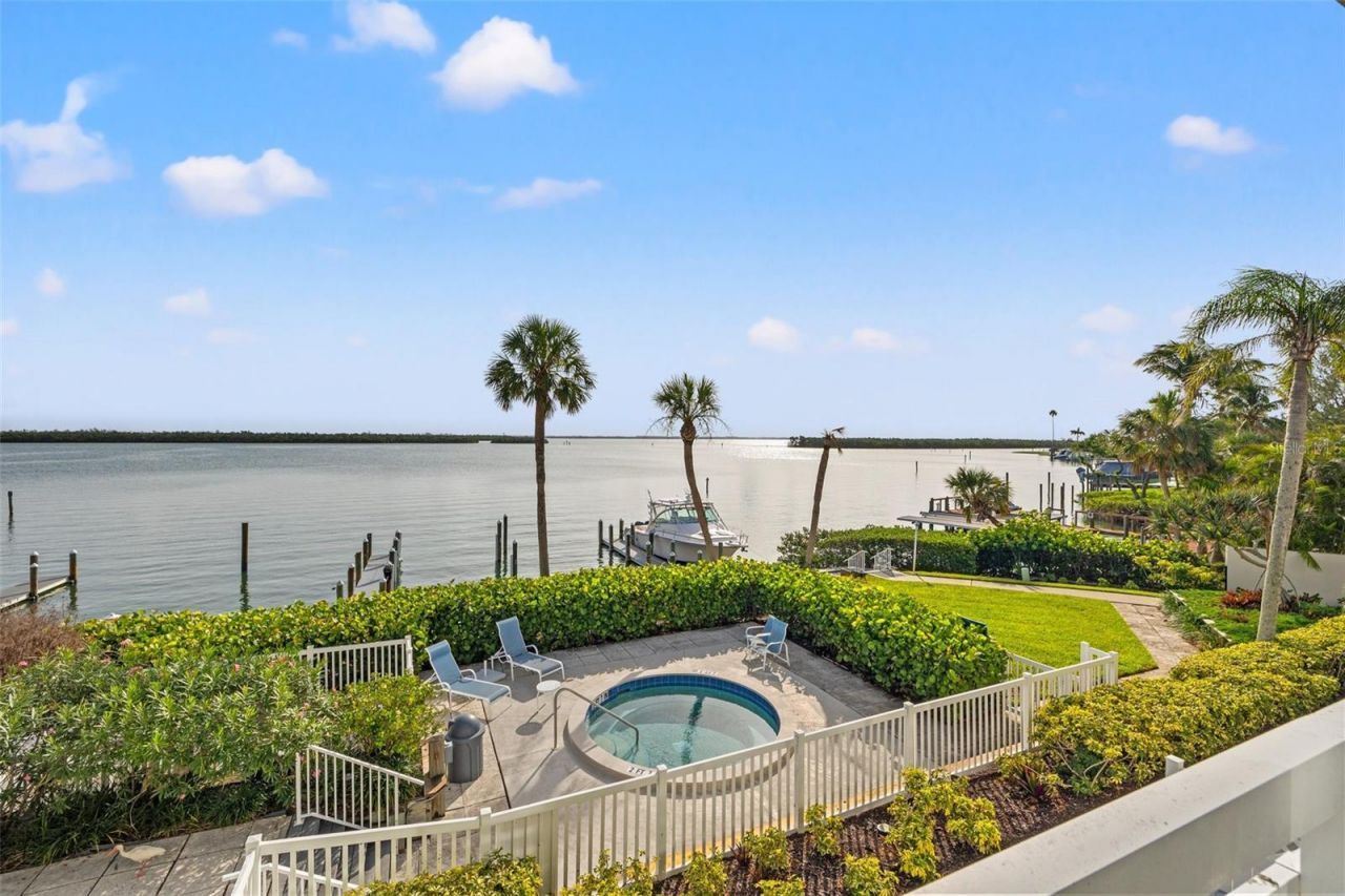 615 Dream Island Place, Unit 210, Longboat Key, FL 34228 Photo