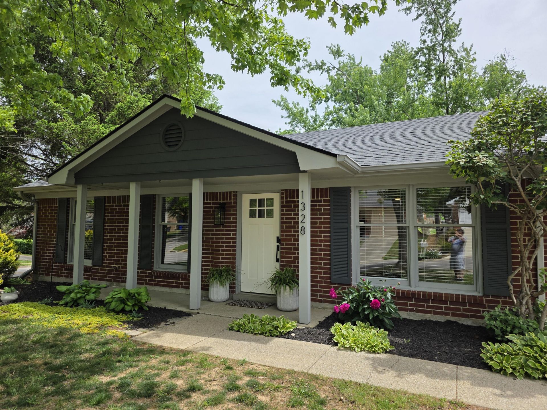 1328 Amherst Drive, Lexington, KY 40515 Main Photo