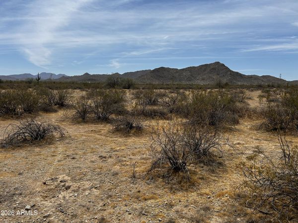 00 W Crestwood Road, Unit -, Maricopa, AZ 85139