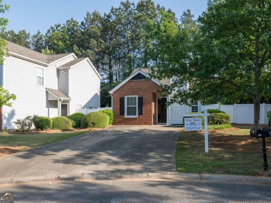 Property Image 4