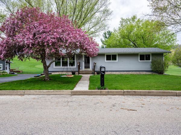 670 S Cairns Avenue, Richland Center, WI 53581