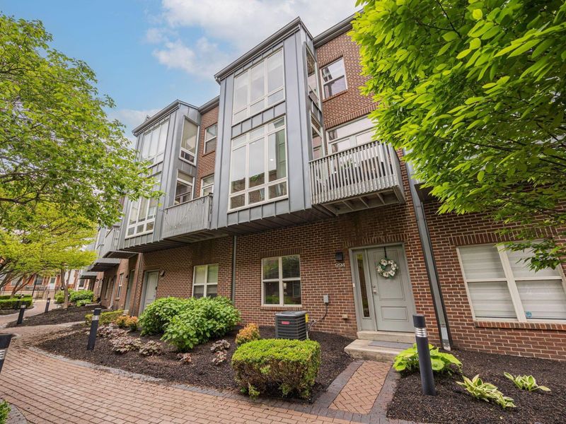 994 S Front Street , Columbus, OH 43206 Photo 2