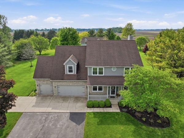 8870 Surrey Lane , Plain City, OH 43064