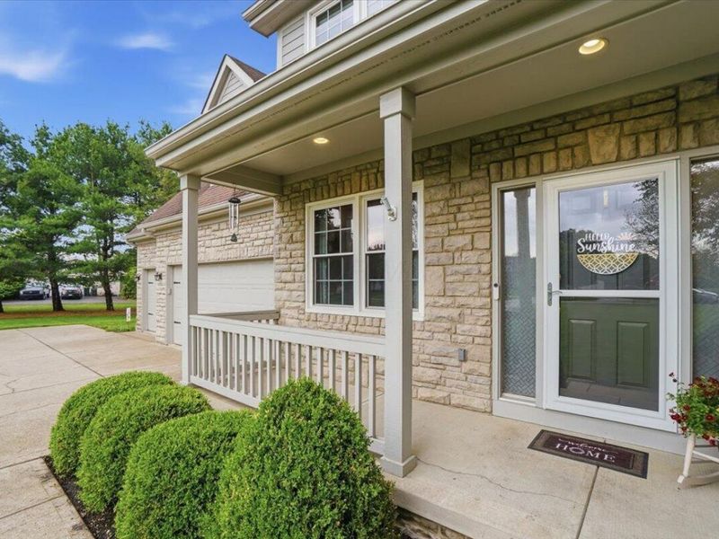 8870 Surrey Lane, Plain City, OH 43064 Photo 12