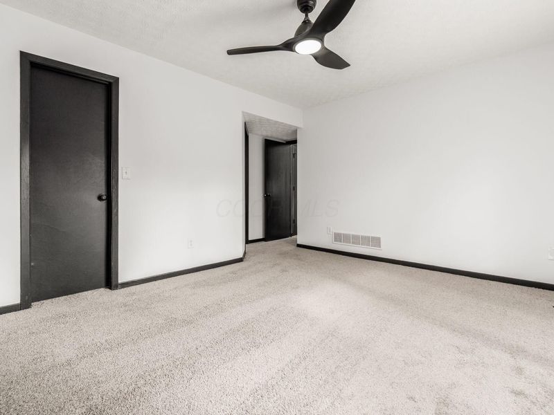 3499 Lindstrom Drive , Columbus, OH 43228 Photo 26