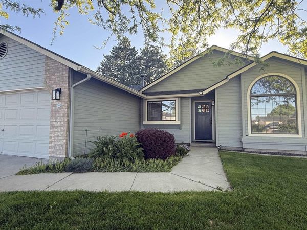 1300 W Yost Court, Meridian, ID 83642