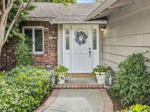 2344 Jayma Lane, La Crescenta, CA 91214