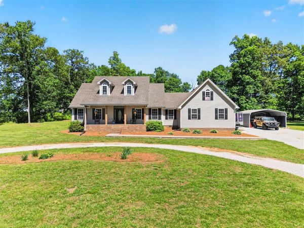 200 Graham Road , Lewisburg, KY 42256