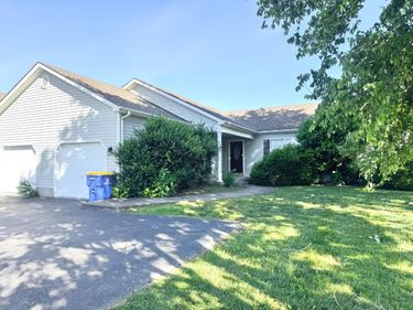 377 Kenlee Circle Unit 2, Bowling Green, KY 42101