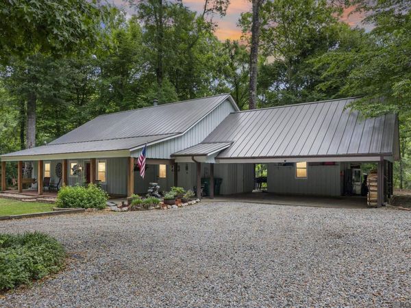 7000 Barrow Creek Dr, St Francisville, LA 70775