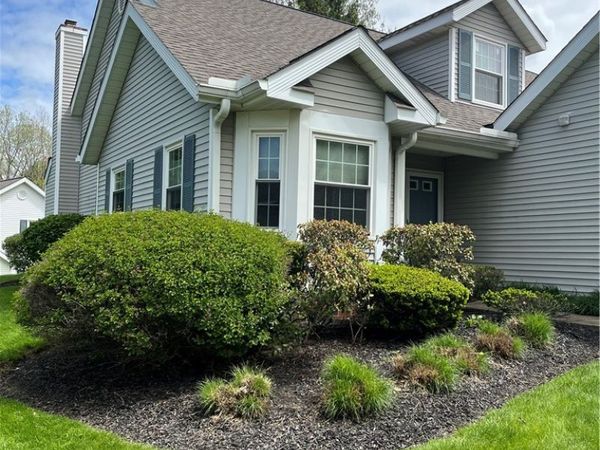 201 Steeplechase, Willoughby Hills, OH 44092
