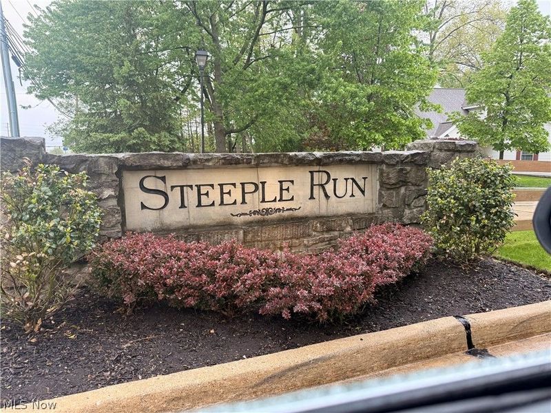 201 Steeplechase, Willoughby Hills, OH 44092 Photo 3