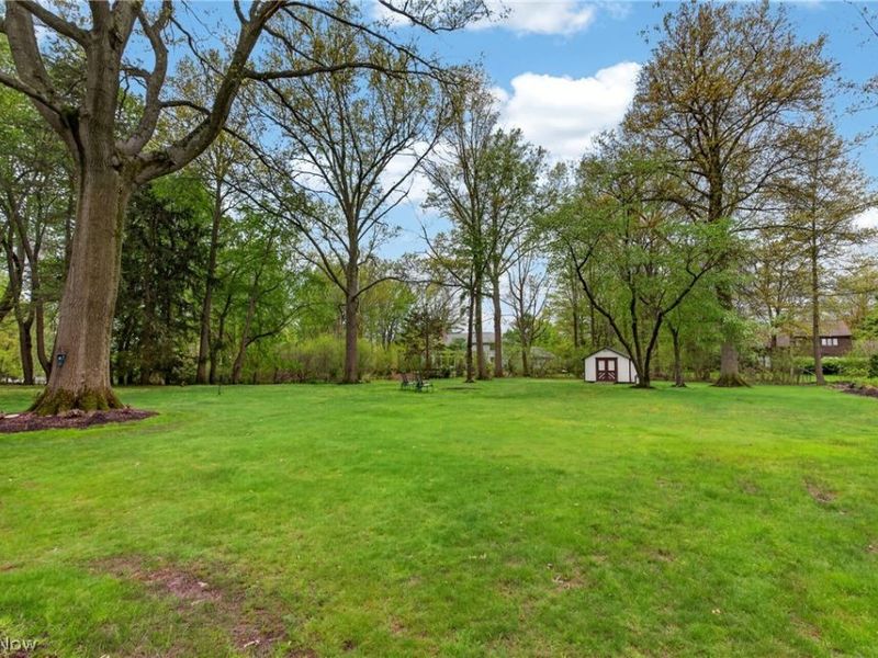 2426 Lander Road , Pepper Pike, OH 44124 Photo 31