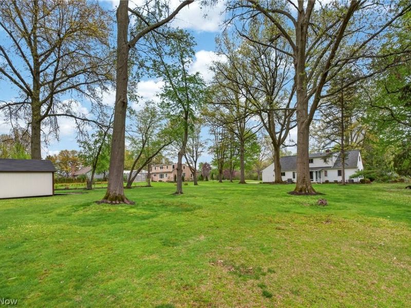 2426 Lander Road, Pepper Pike, OH 44124 Photo 32
