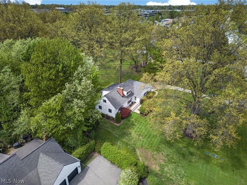 2426 Lander Road, Pepper Pike, OH 44124 Photo 36