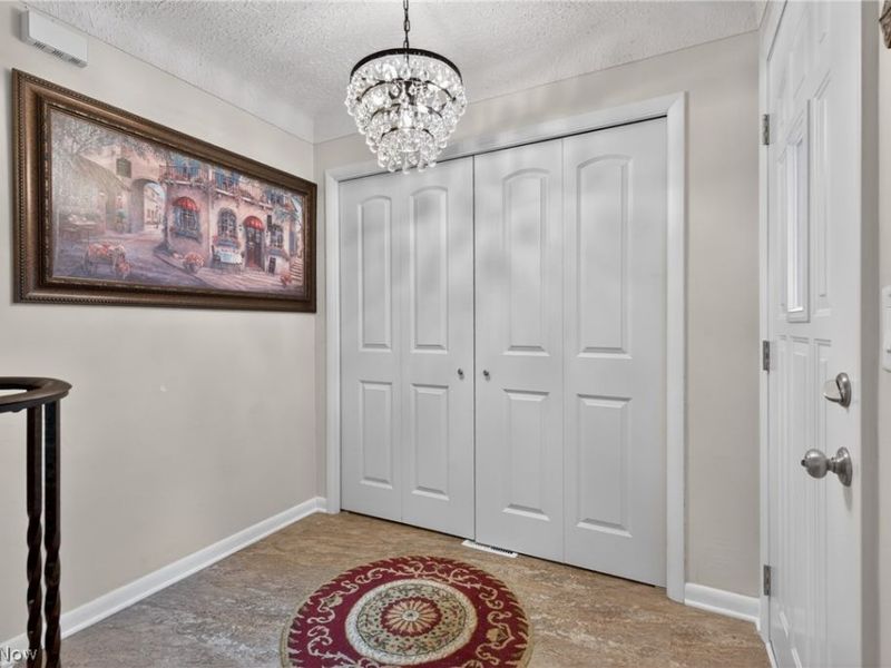 2426 Lander Road, Pepper Pike, OH 44124 Photo 4