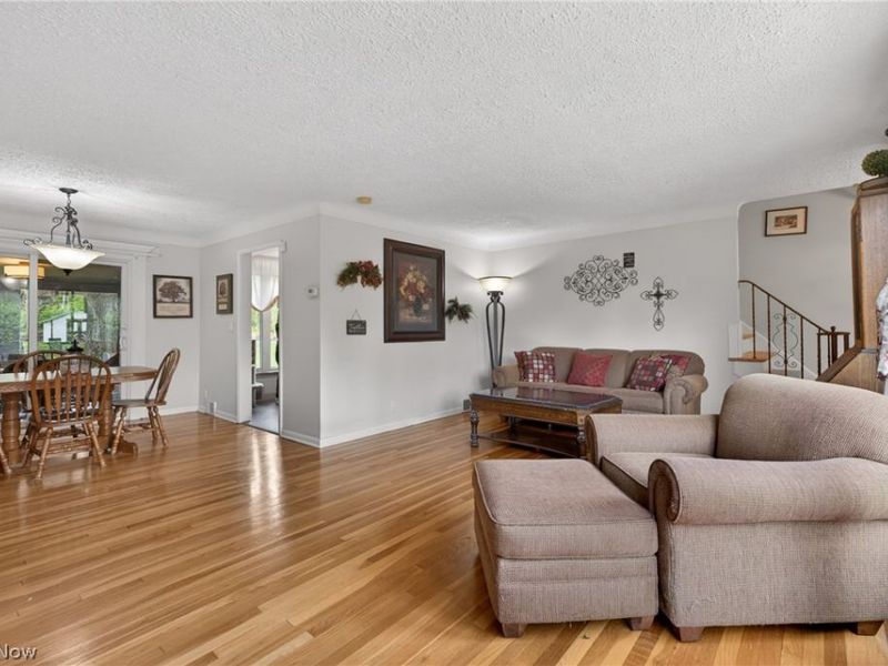 2426 Lander Road , Pepper Pike, OH 44124 Photo 5
