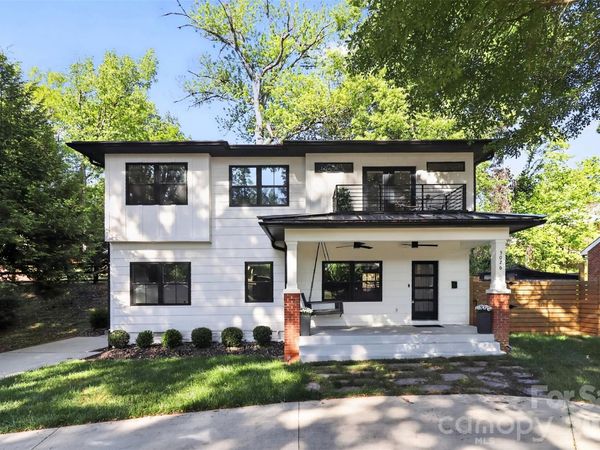 5026 Buckingham Drive, Charlotte, NC 28209
