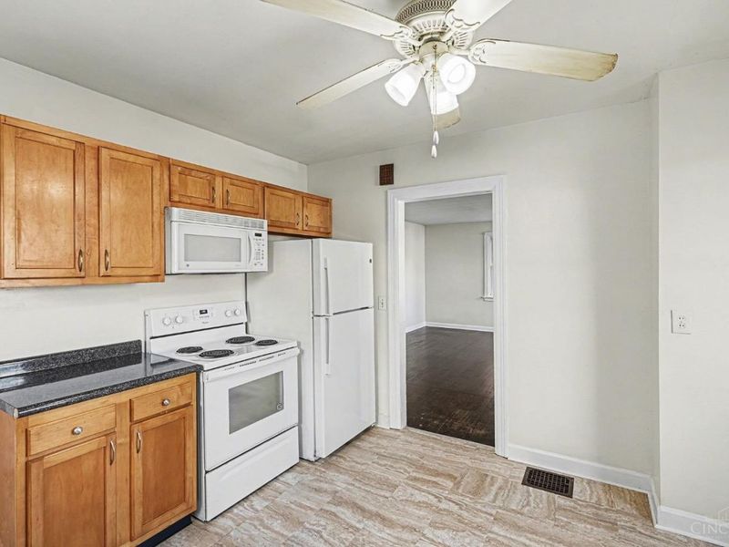 1457 Adams Road, Mount Healthy, OH 45231 Photo 8