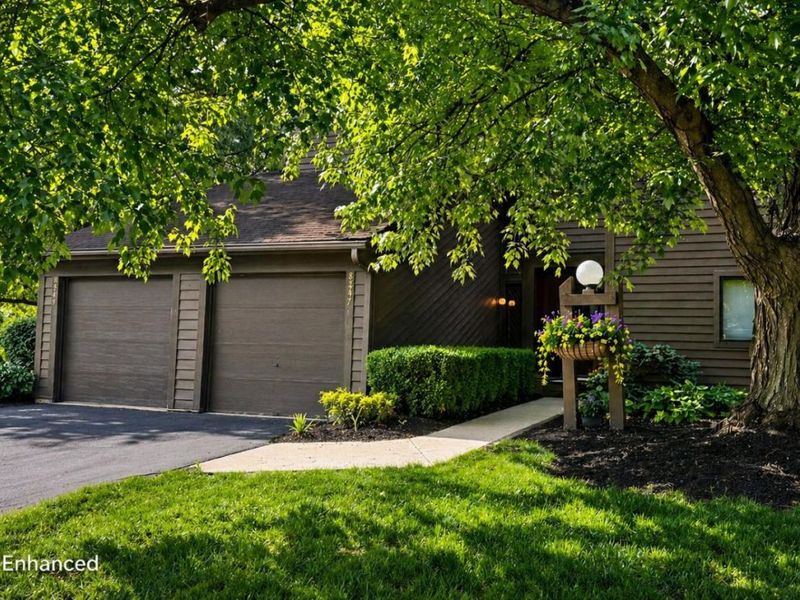 8547 Wyoming Club Drive, Springfield Twp., OH 45215 Photo 1