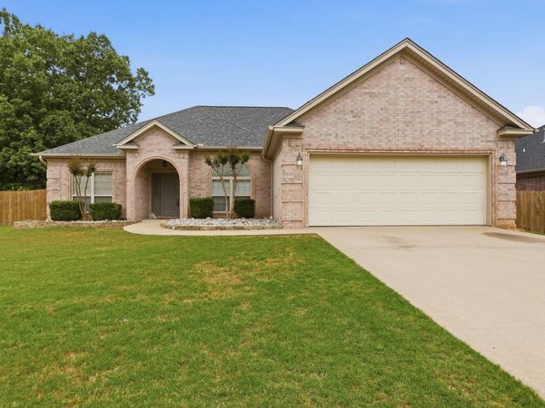 109 Valderrama Drive, Haskell, AR 72015