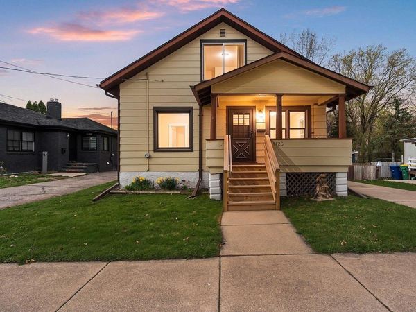 1426 CROOKS STREET, Green Bay, WI 54301