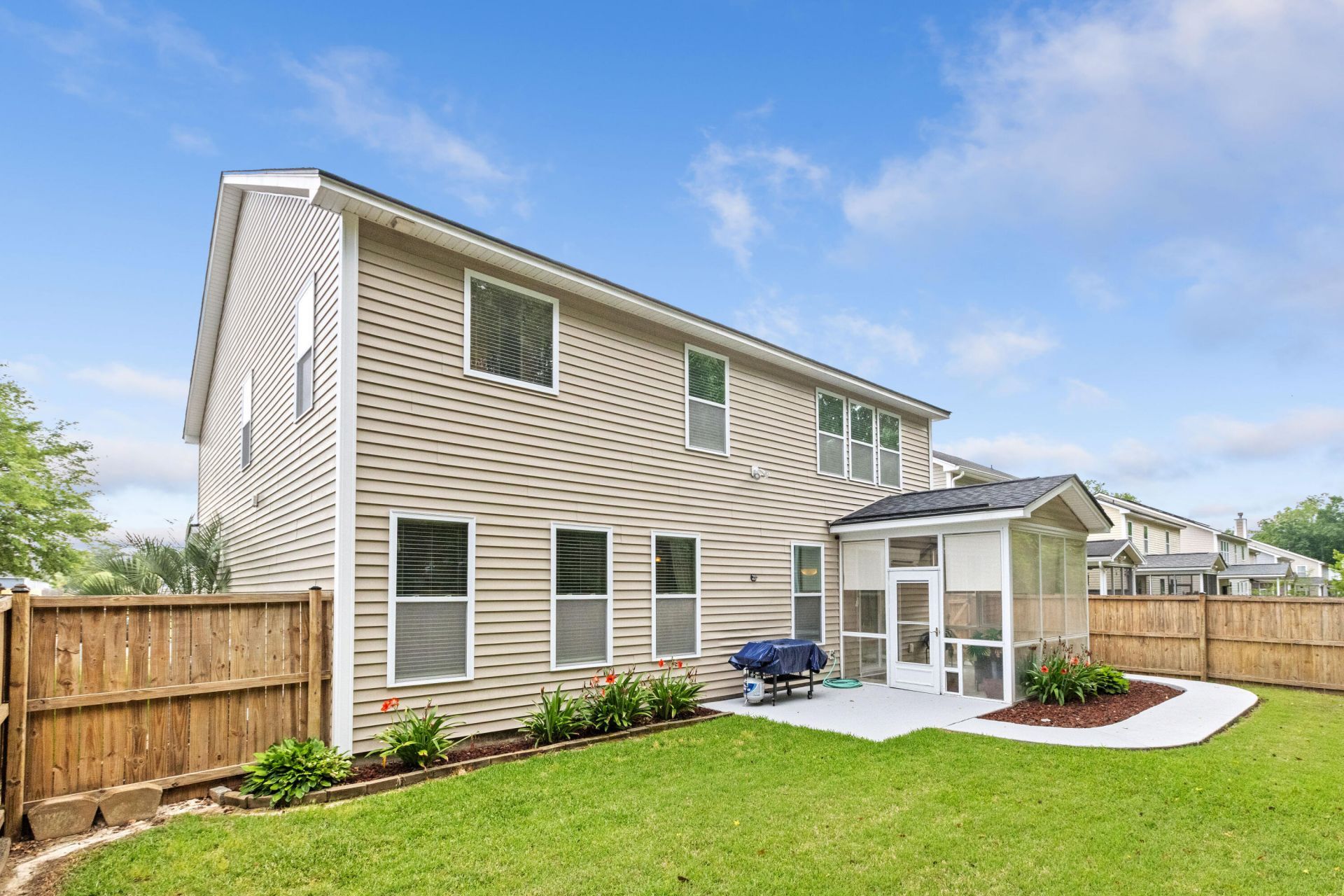 160 Pavilion Street Photo 28