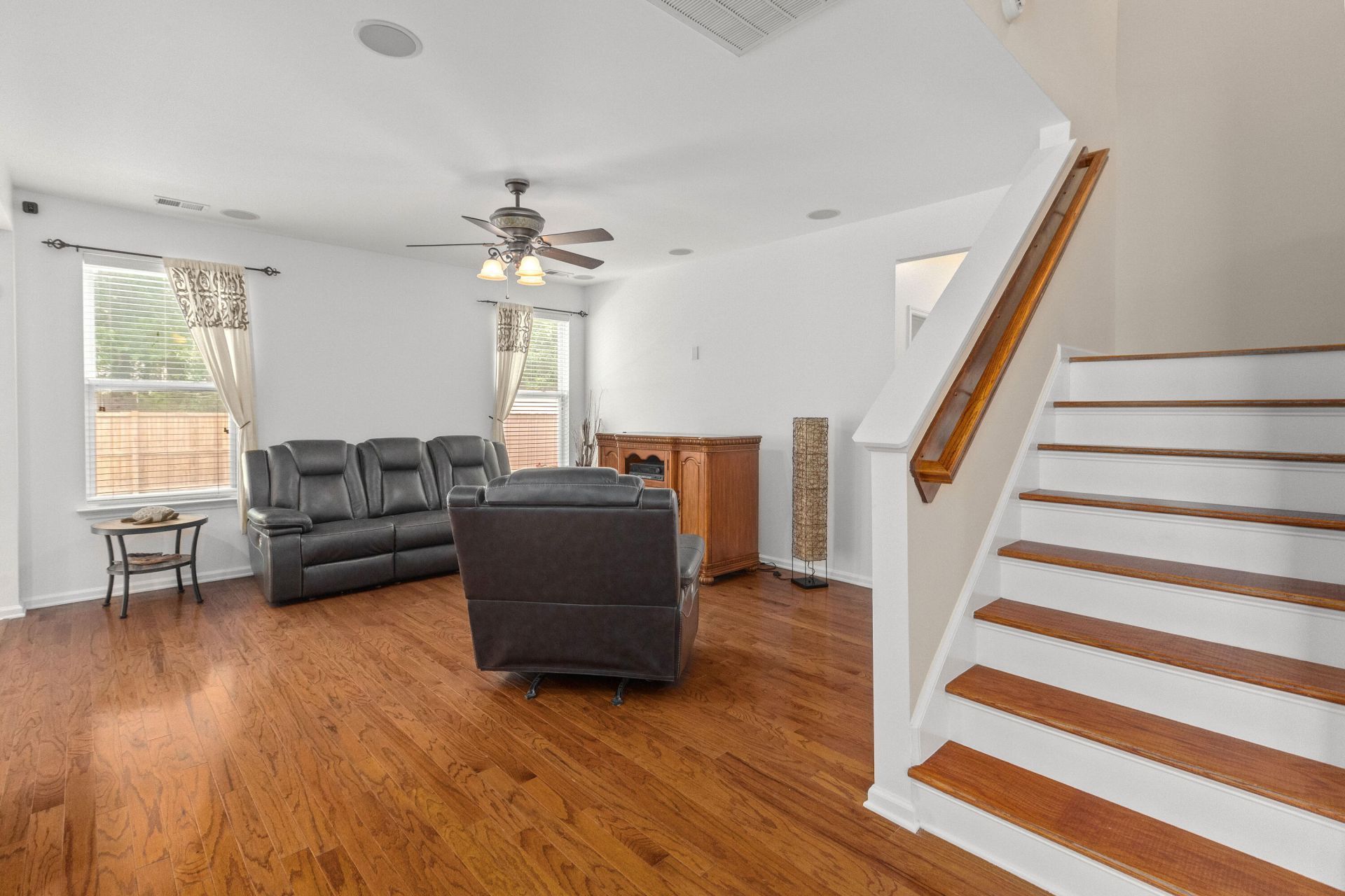 160 Pavilion Street Photo 36