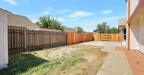 1924 Pebble Beach Dr, Yuba City, CA 95993 Photo