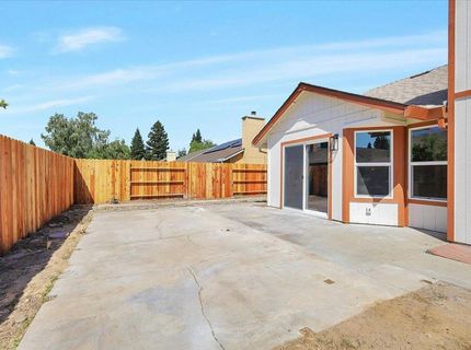 1924 Pebble Beach Dr, Yuba City, CA 95993 Photo