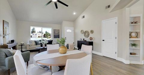1924 Pebble Beach Dr, Yuba City, CA 95993 Photo