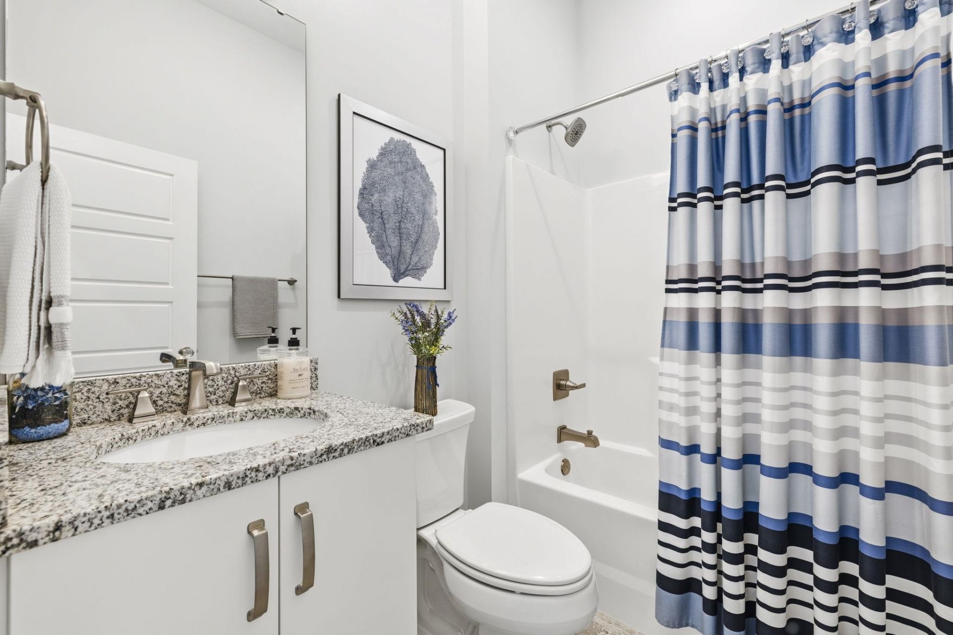 8292 Sandlapper Way Photo 22