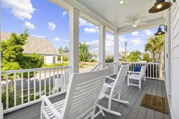 8292 Sandlapper Way photo 4