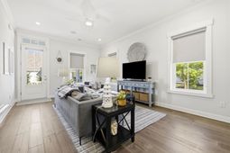 8292 Sandlapper Way photo 4