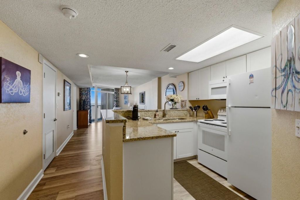 161 Seawatch Dr.  Photo 4