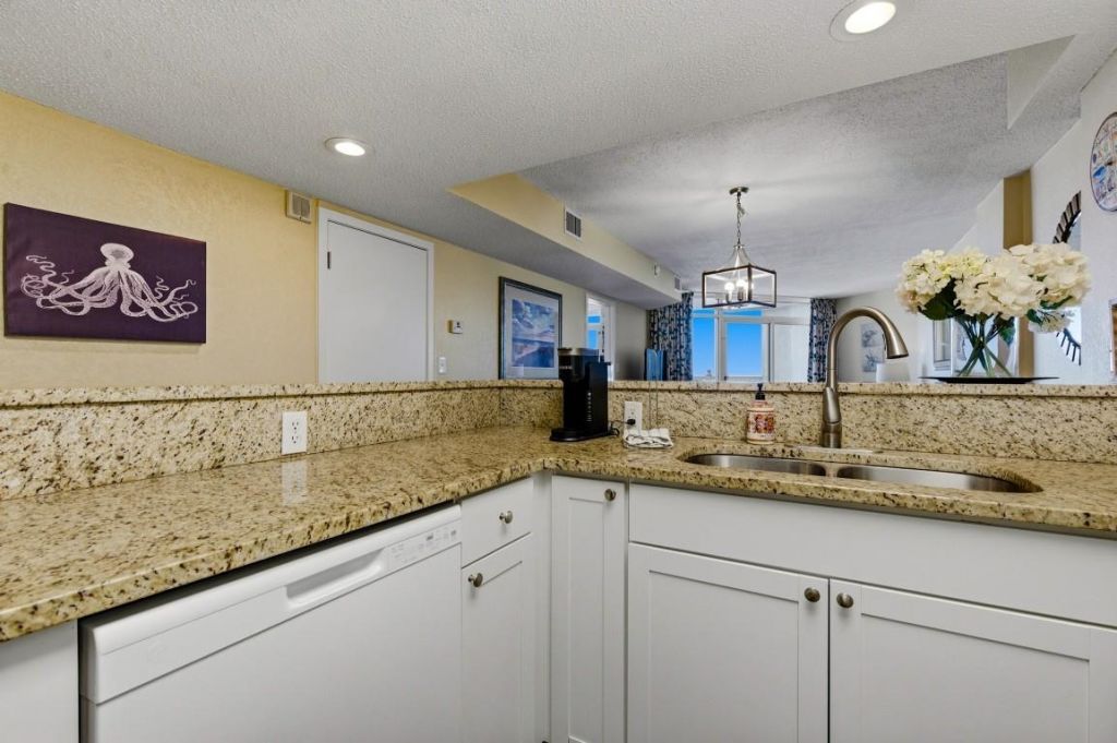 161 Seawatch Dr.  Photo 6