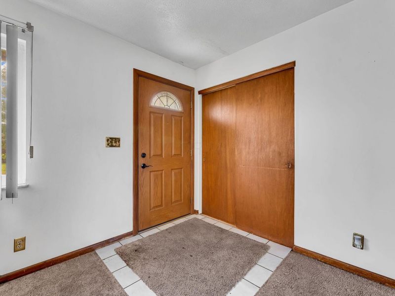 4676 Belfast Drive , Columbus, OH 43227 Photo 4