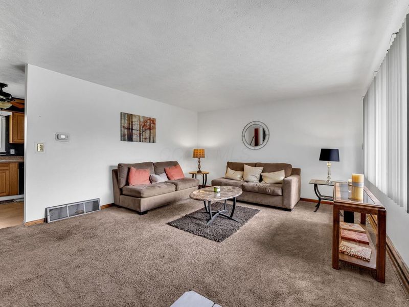 4676 Belfast Drive , Columbus, OH 43227 Photo 6