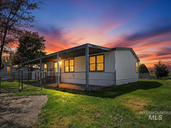 4403 High Valley Ave, Nampa, ID 83687