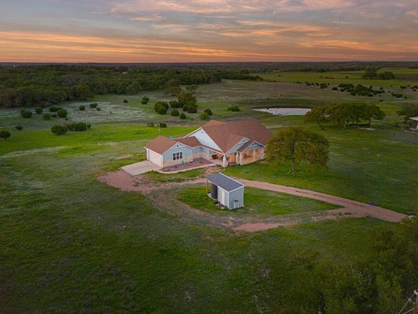 160 Red Stag CT , Lampasas, TX 76550