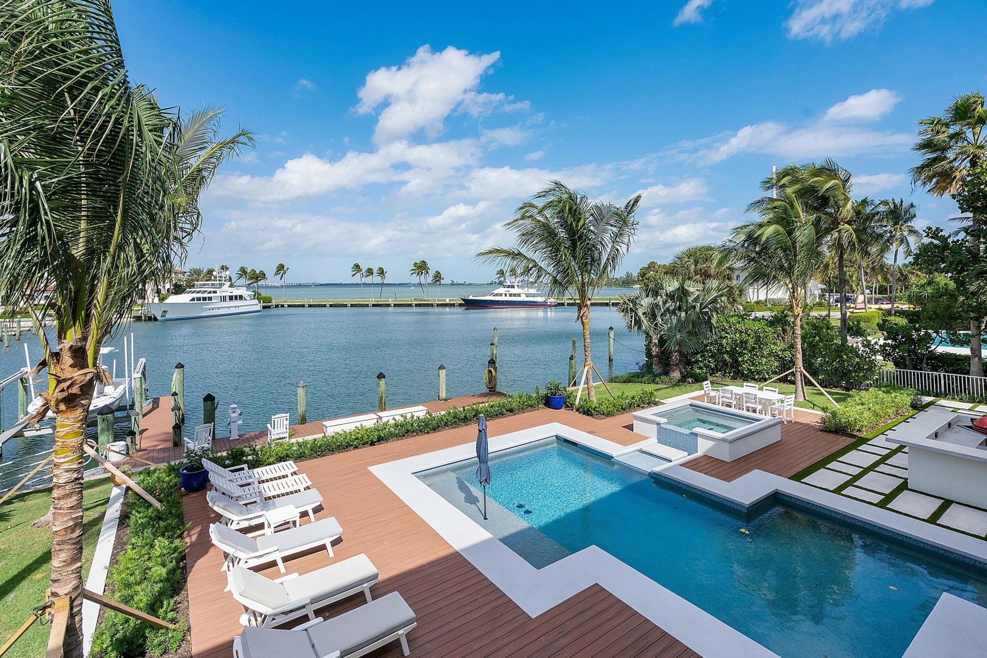 6879 SE South Marina Way, Stuart, FL 34996 Photo