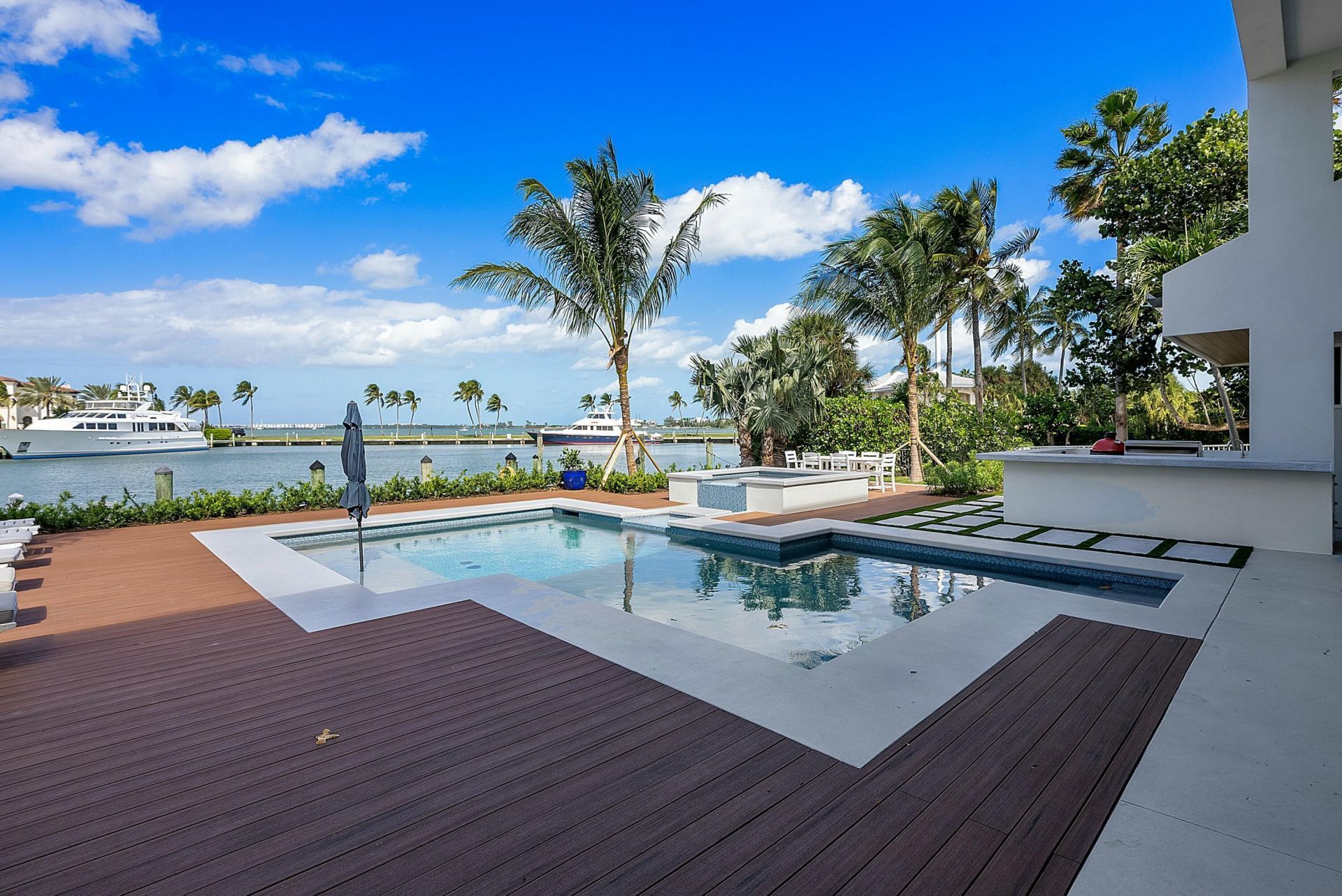 6879 SE South Marina Way, Stuart, FL 34996 Photo