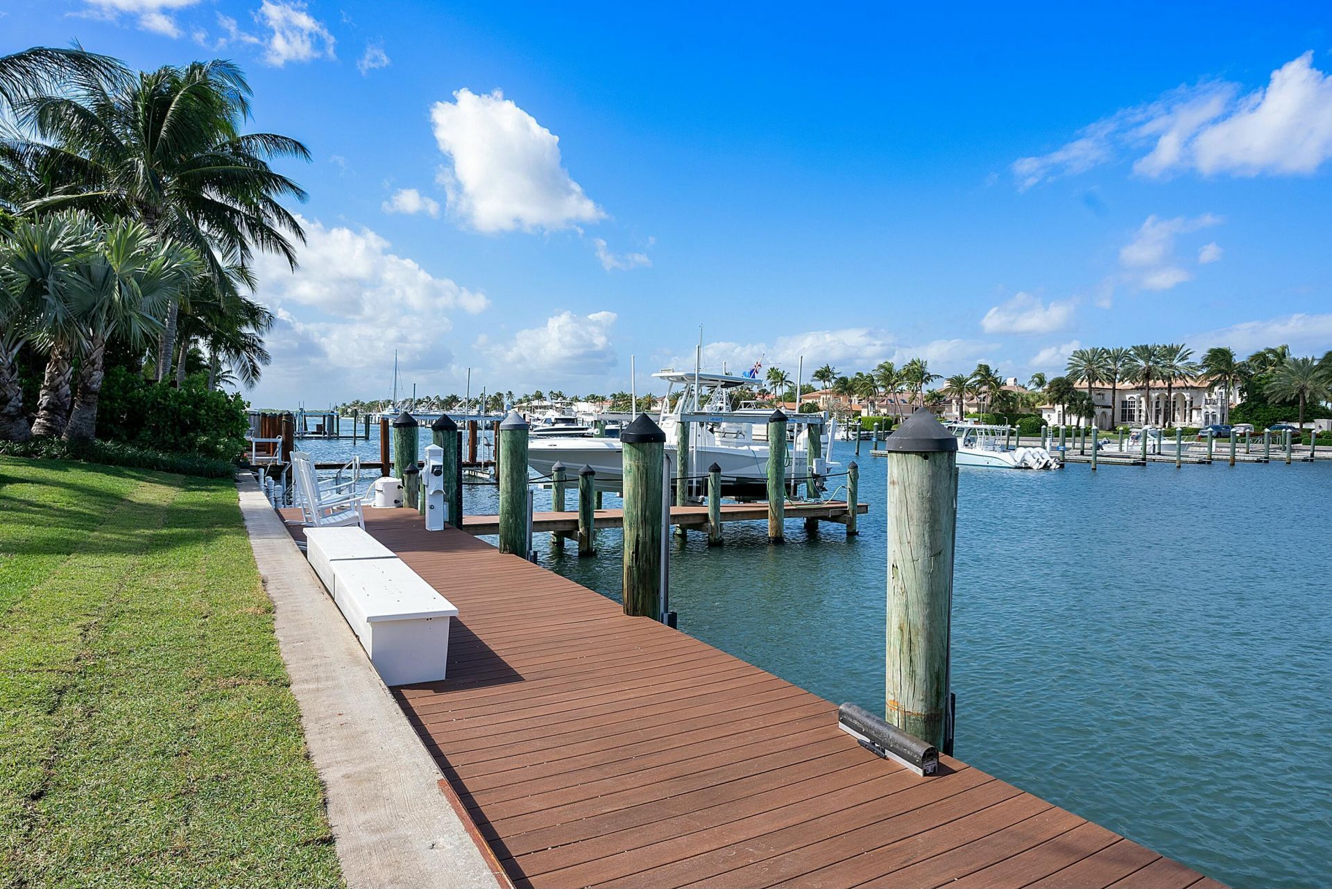 6879 SE South Marina Way, Stuart, FL 34996 Photo