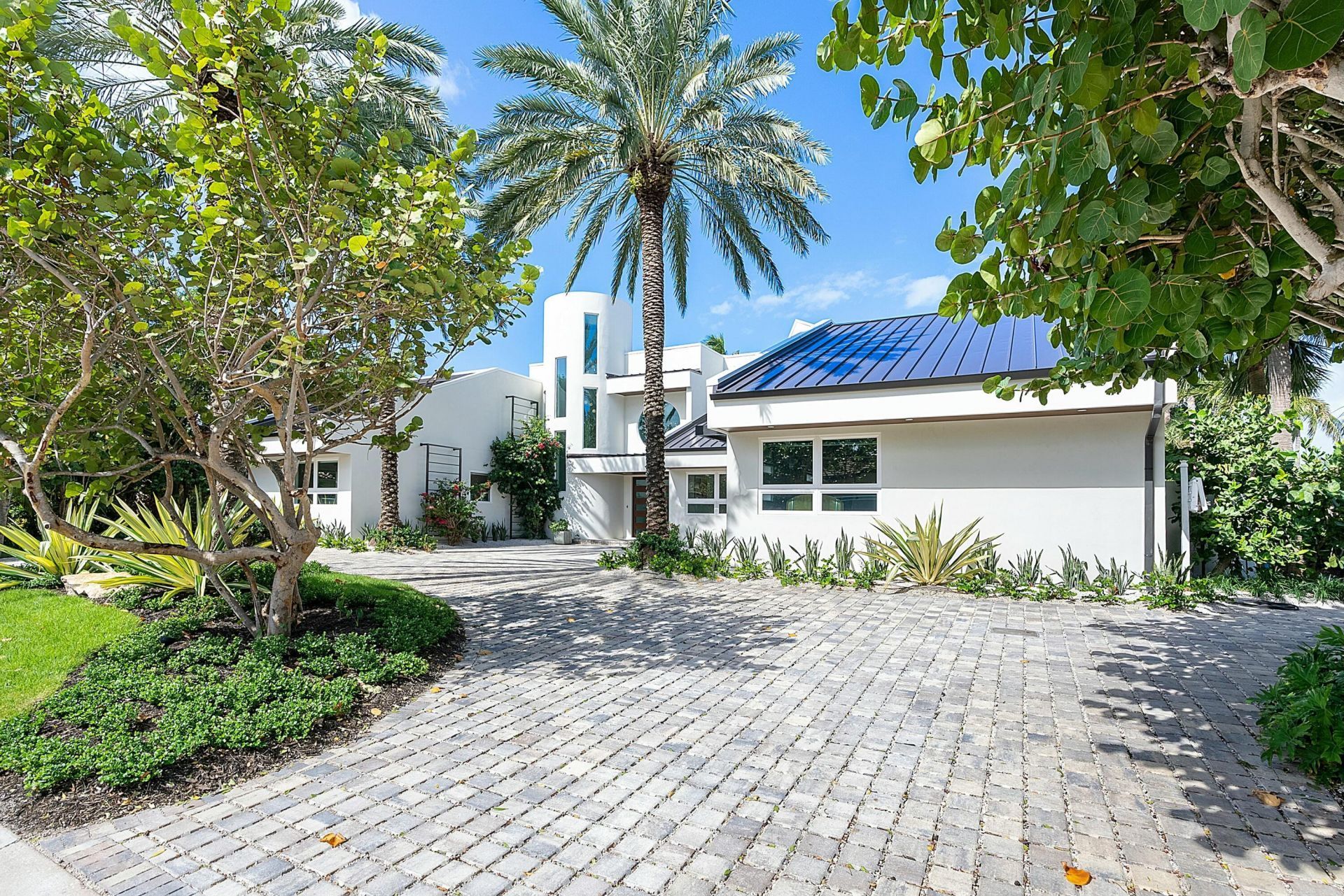 6879 SE South Marina Way, Stuart, FL 34996 Photo