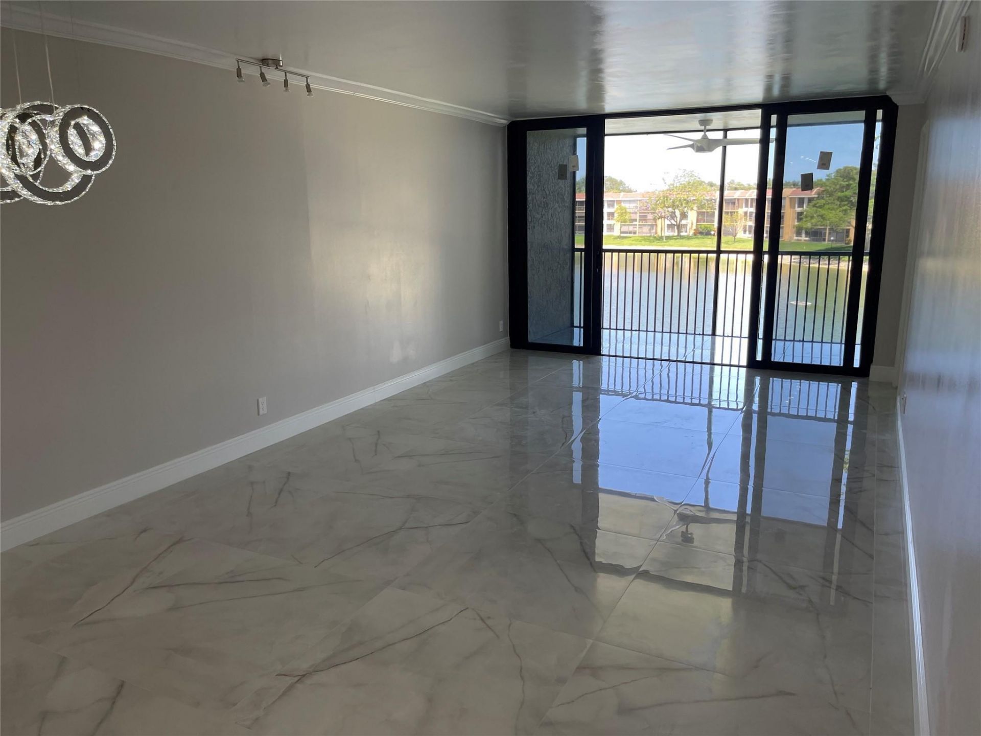6530 Coral Lake Drive, Unit 306, Margate, FL 33063 Photo