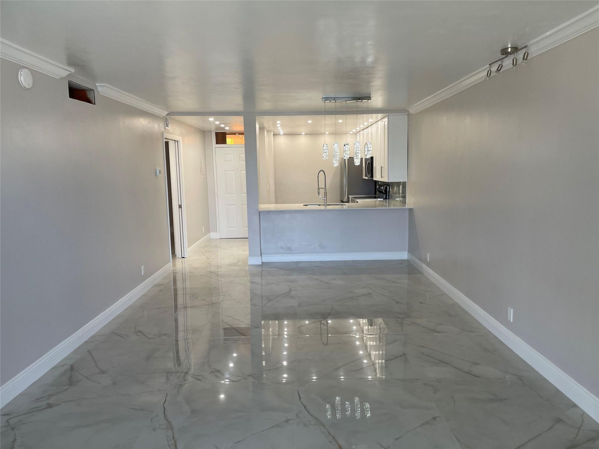 6530 Coral Lake Drive, Unit 306, Margate, FL 33063 Photo