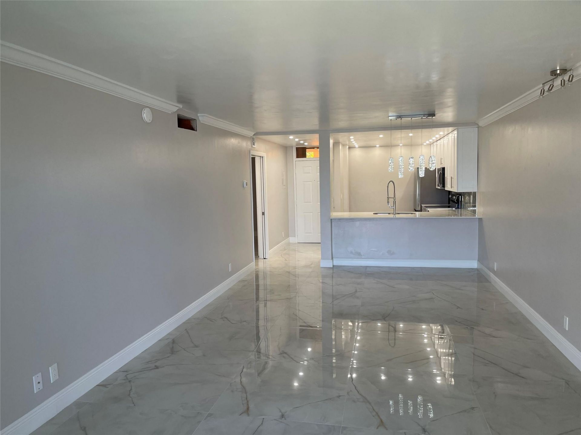 6530 Coral Lake Drive, Unit 306, Margate, FL 33063 Photo