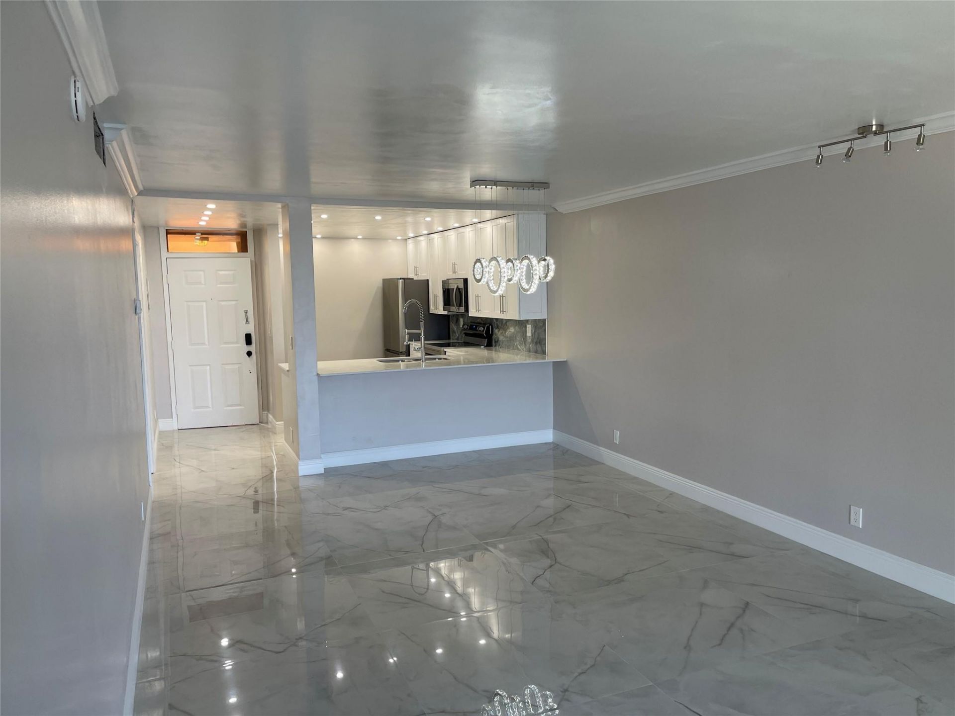 6530 Coral Lake Drive, Unit 306, Margate, FL 33063 Photo